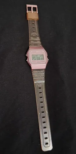 Relógio Casio Original Usado, no modelo F91W Rosa.