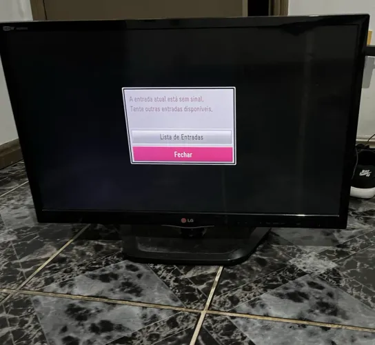 TV Monitor LG - Preto LED 28'' 28LN500B - Conexão HDMI
