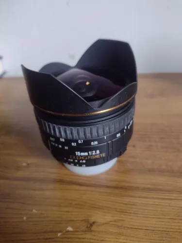 Lente Sigma 15mm F/2.8 Ex Dg Fisheye Autofoco Cannon/Nikon