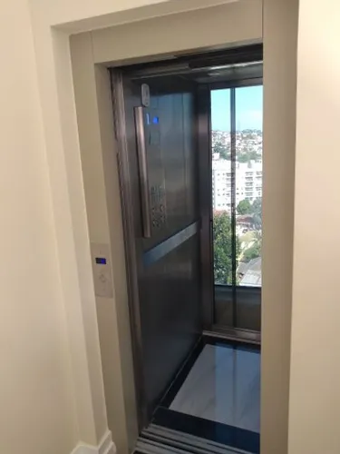 Montagem e manutenção de elevadores