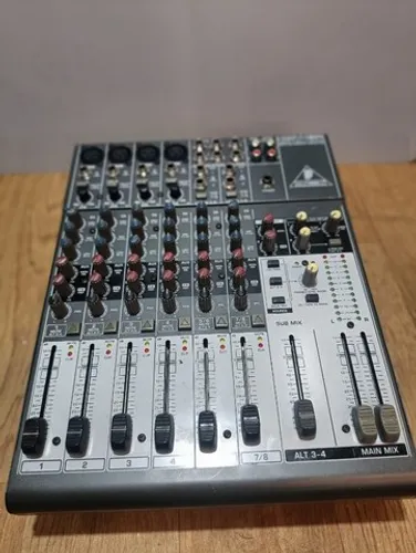 Mesa Behringer Xenyx 1204 8 Canais Funcionando 100%!!