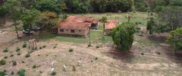 Fazenda de 566 hectares á venda em Aracai
