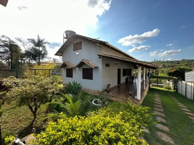 Chácara  encantadora  com casa  espaçosa  em Matheus leme