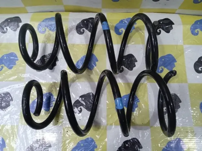 Par Molas Suspensão Traseira Nissan Versa 2018 