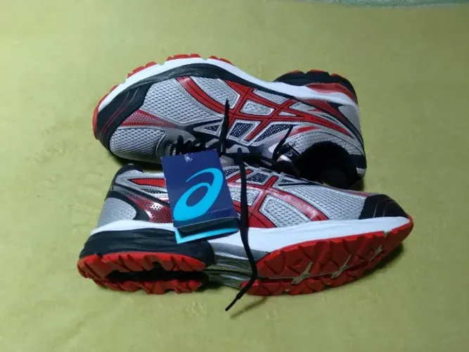 Asics 275 reais