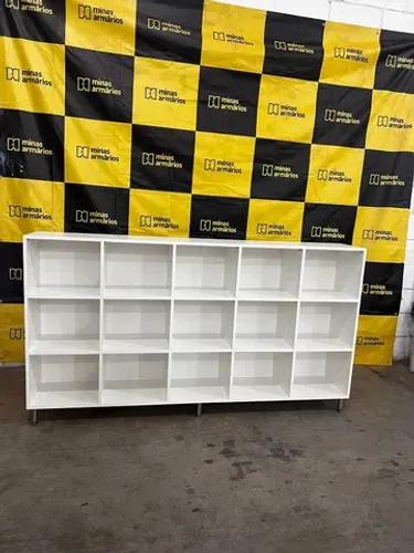 Colmeia horizontal MDF Com pes de inox 90X182X30