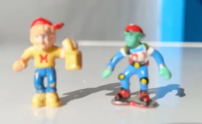 Mini Personagens Mighty Max e Reboot Enzo