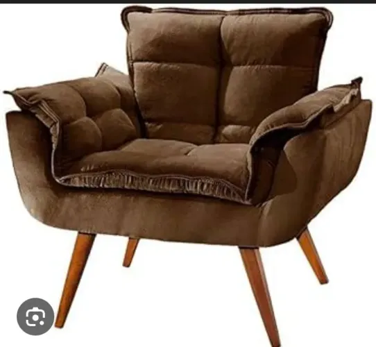 Poltrona marrom 