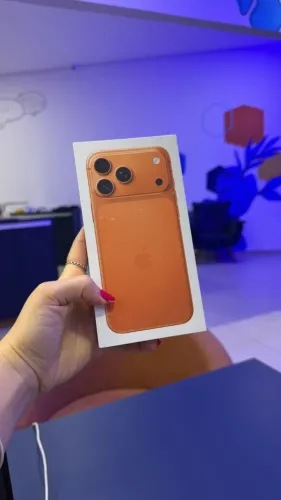 iPhone 17 Pro Max 256GB / LACRADO / Laranja Cosmico / 1 Ano Garantia Apple / $7.200,00