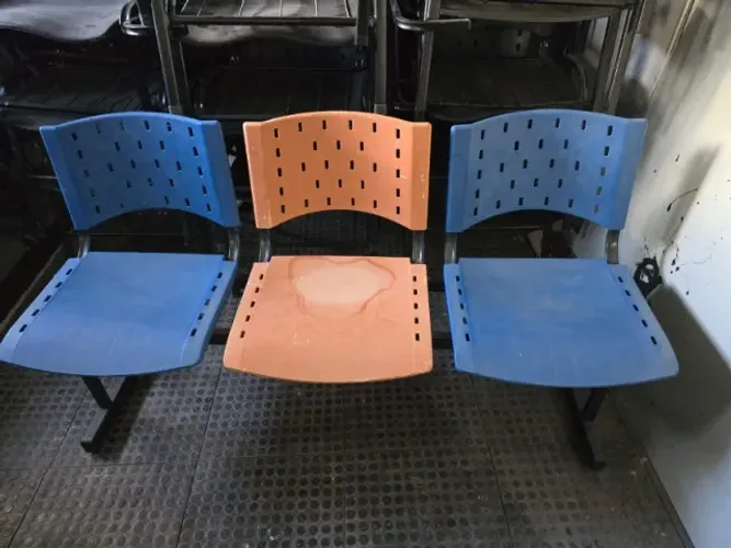 Cadeira Tripla para Espera/Recepção - Colorida e Resistente6