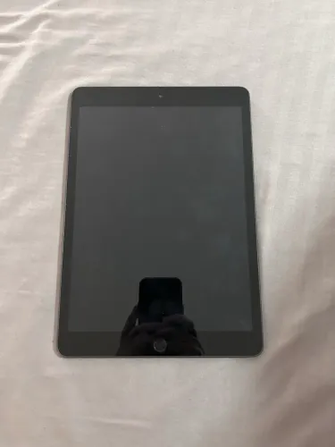 iPad 8° geração 32GB ótimo estado