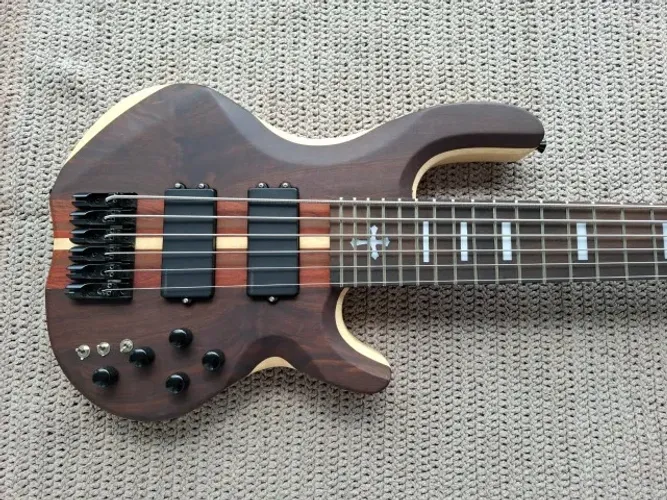 Baixo King Bass 6 Cordas Da Cruz