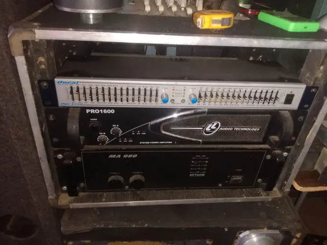 Rack de Som Completo - Equalizador, Amplificadores