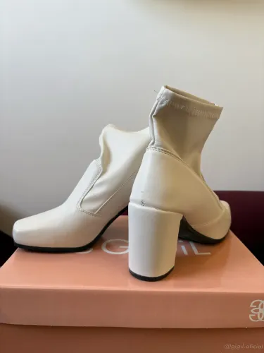 Bota cano curto