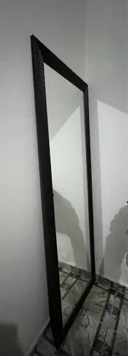 Espelho com moldura 