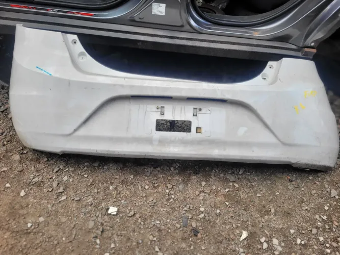 Para-choque traseiro Ford ka