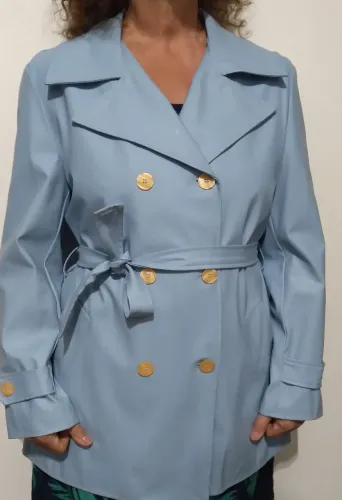 Capa azul Fem. / impermeável / trench coat tam P/ M