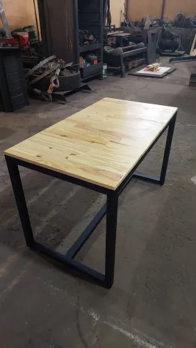 Mesa Industrial Recondicionada Pinus