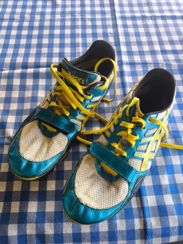 Tênis Asics Turbo Jump - Tamanho 40 - Usado