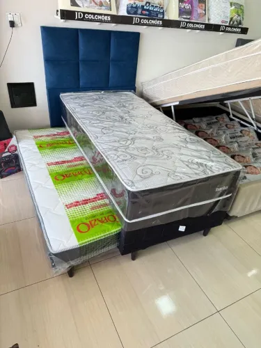 Box solteiro com auxiliar Valor 1199,00 avista 