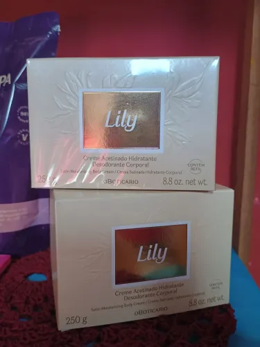 Hidratante Lily 