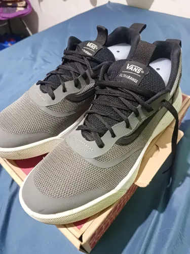 Tênis Vans Ultrarange
