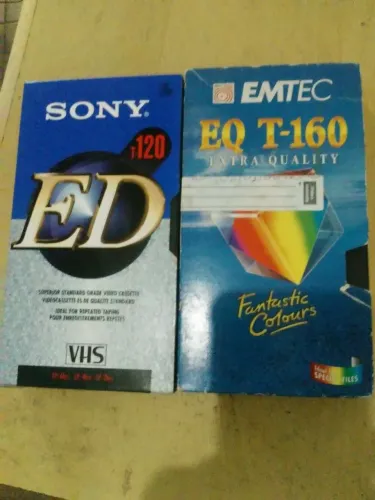 Lote Fitas Vhs Sony ED 120 e Emtec EQ T-160
