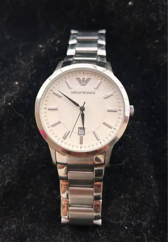 Relógio Emporio Armani - Elegância e Estilo