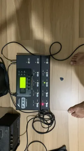 Fractal FX8 (impecável)