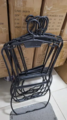 SILHUETA ADULTO PLASTICO PRETO
