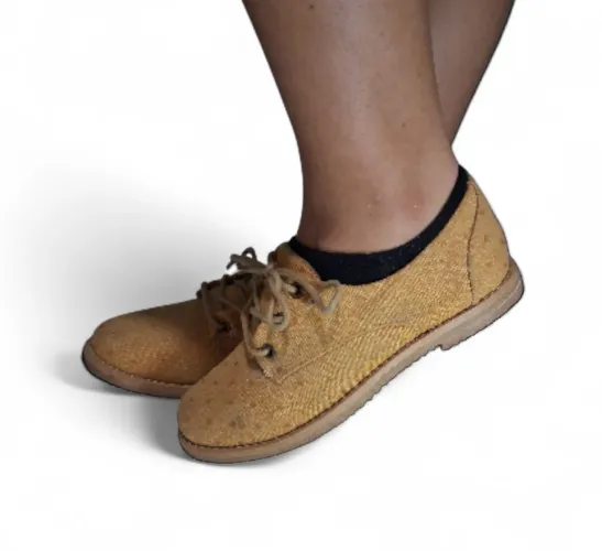 sapato oxford cosmo poá mostarda urban flowers