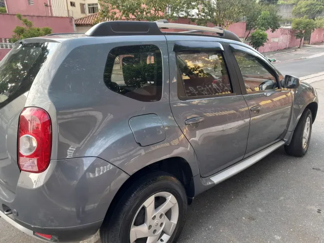 Renault Duster Dynamique 2.0 Hi-flex 16V Aut. 2015