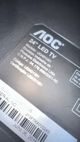 Tv 24 polegadas tela quebrada molelo : LE24D1351 para aproveitar peças ou conserto
