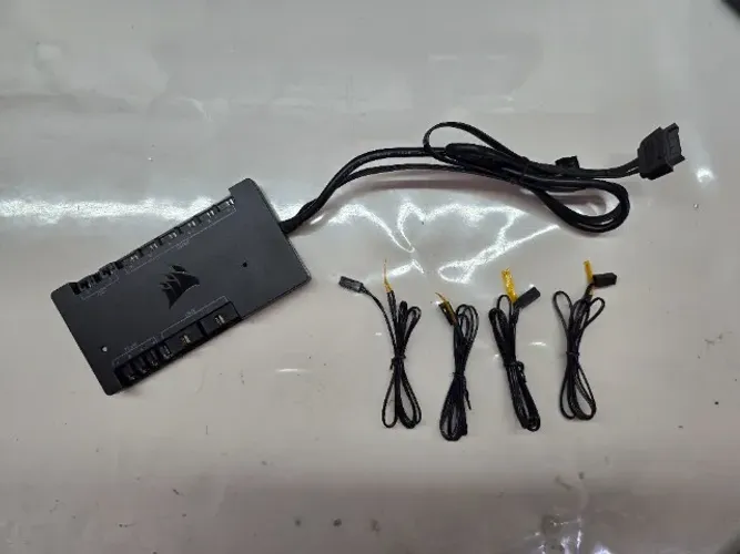 Controlador de Fan Corsair Commander PRO