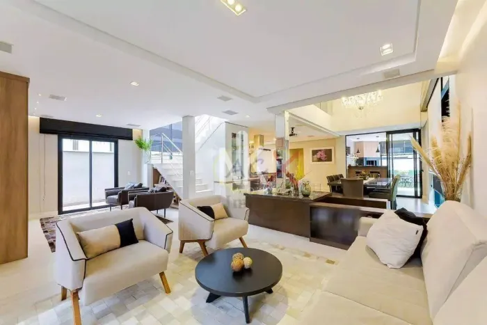 Casa com 3 dormitórios à venda, 297 m² por R$ 2.490.000,00 - Pinheirinho - Curitiba/PR