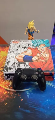 PS4 1TB c/ Garantia + Brinde (01 Jogo Fisico). Temos LOJA FÍSICA