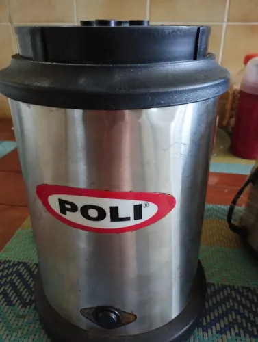 Liquidificador Poli - usado semi-novo