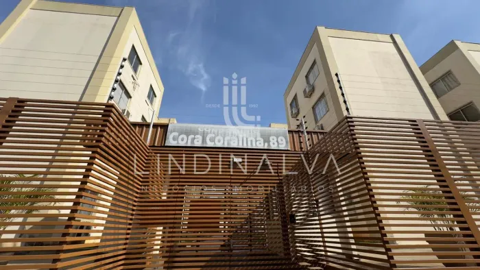 Apartamento mobiliado localizado no Residencial Cora Coralina