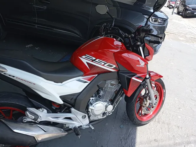 Honda cb Twister 250