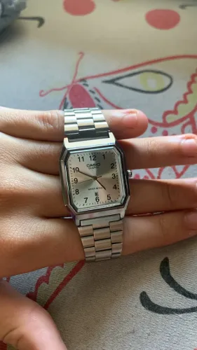 Relógio Casio Quartz 