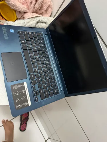 Notebook  para retirada de peça ou conserto 