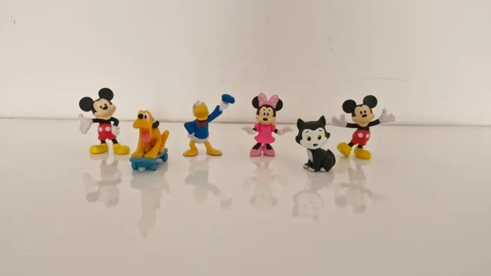 Mickey Minnie Pato Donald Figaro Pluto Personagens
