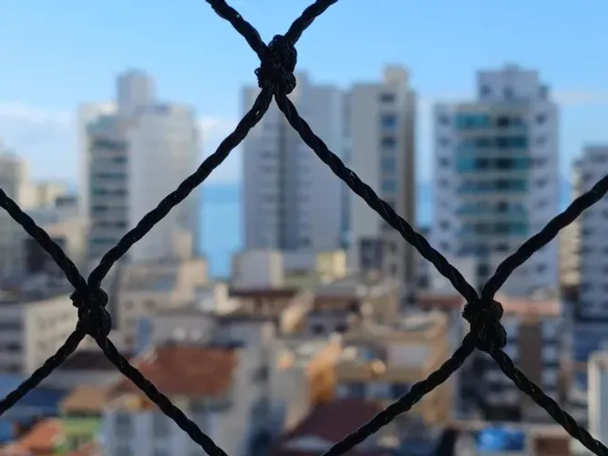 Vendo ou troco Cobertura na Praia do Morro  por de Menor Valor 