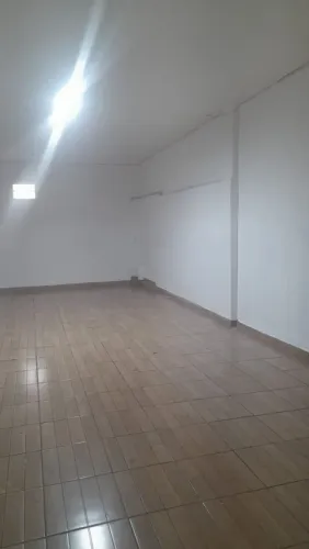 Alugo loja R$ 2000,00