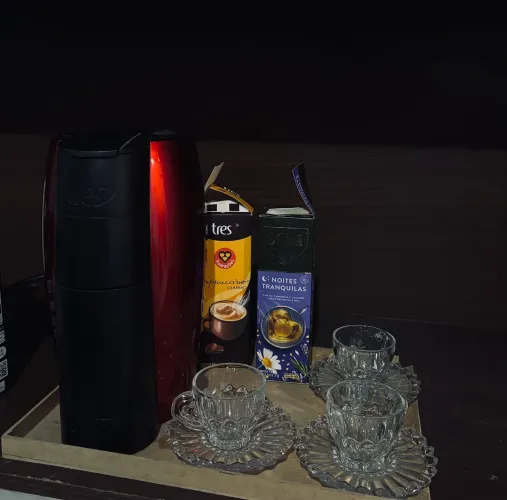 Cafeteira LOV 3 corações