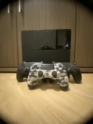 Play station 4 fat 500G