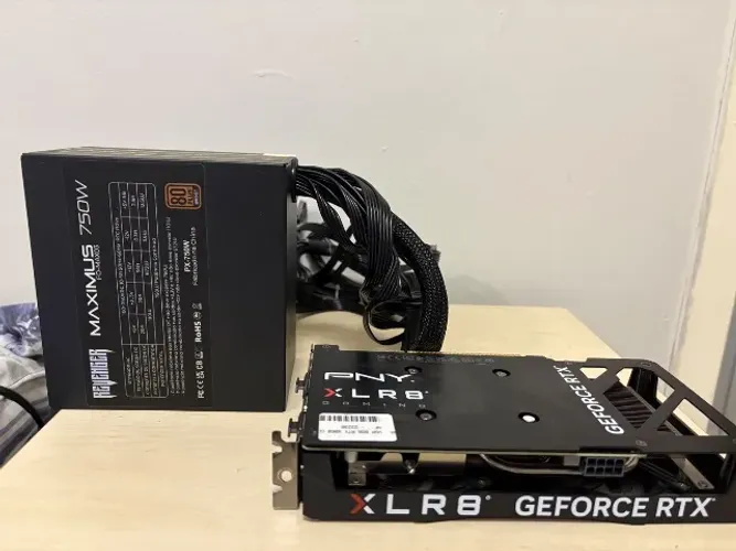 Placa de vídeo + Fonte - Rtx 4060 + fonte 750w