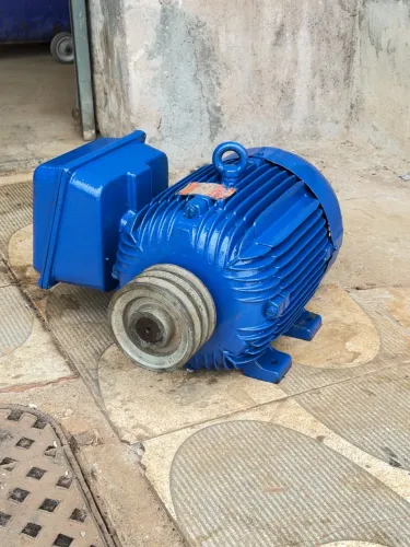MOTOR WEG 7,5 cv MONOFÁSICO 220/440 ALTA