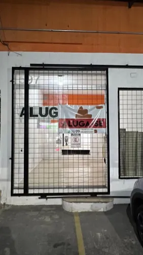 Aluga-se Salão Comercial