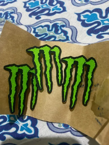 Adesivo Monster (NOVO)